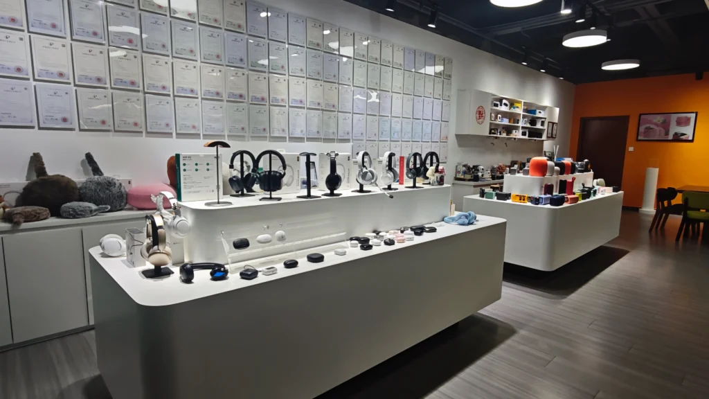 BETRUE audio product showroom with wireless speaker & headphone samples, BSCI audited audio speaker factory