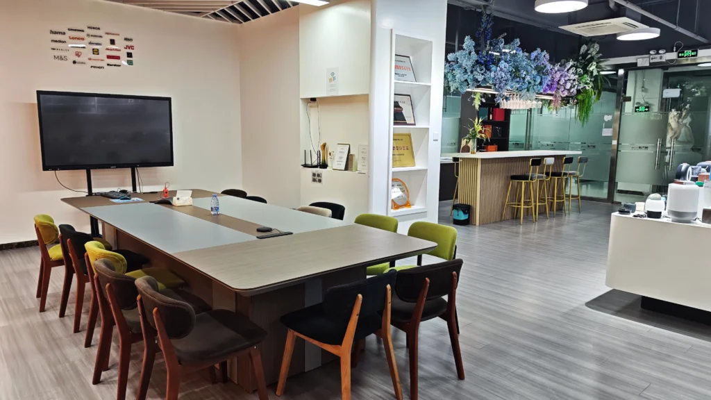 BETRUE sample showroom meeting room for customer negotiations, BSCI audited audio speaker factory